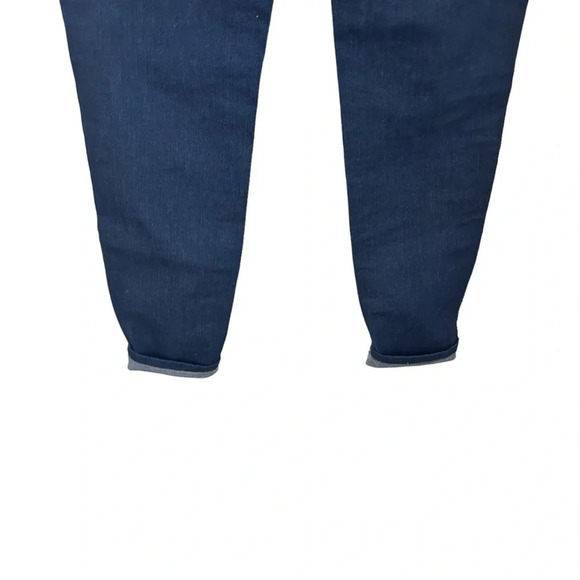Tahari Sharon Jeans size 6/28 New with tags - Picture 9 of 13